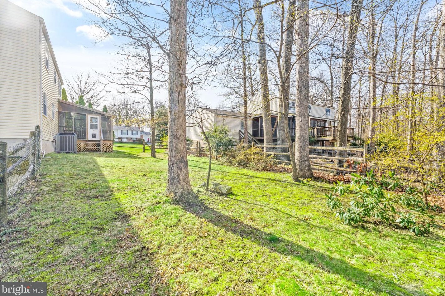 111 Gold Thorn Way, Dulles VA  20164-2816 exterior