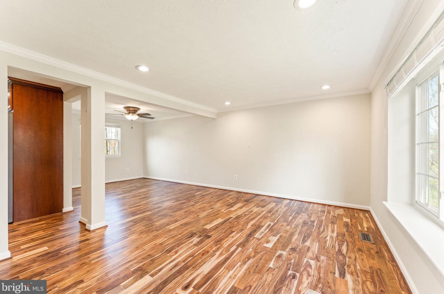111 Gold Thorn Way, Dulles VA  20164-2816 exterior