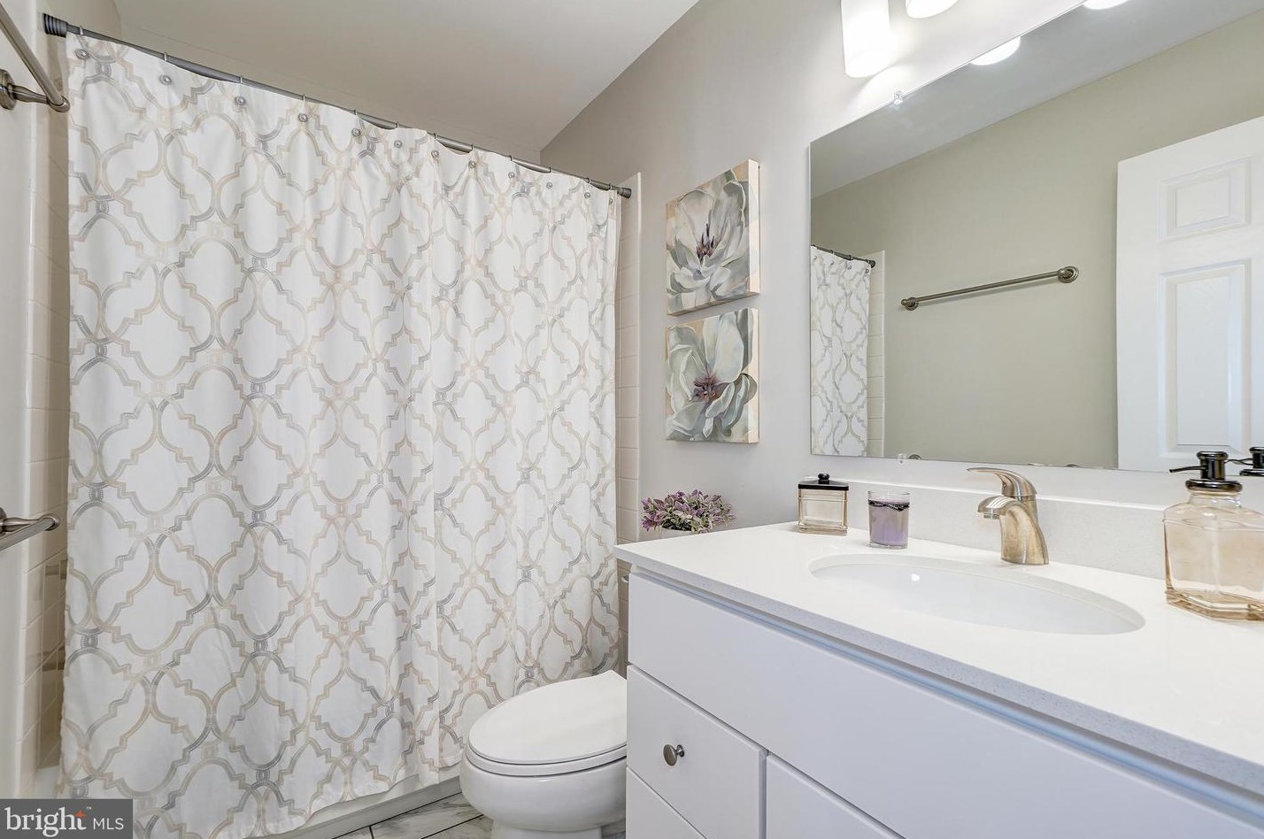 47625 Sandbank Sq, Dulles VA  20165-7465 exterior