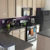 43741 Clear Lake Sq, Ashburn VA  20147-6948 exterior