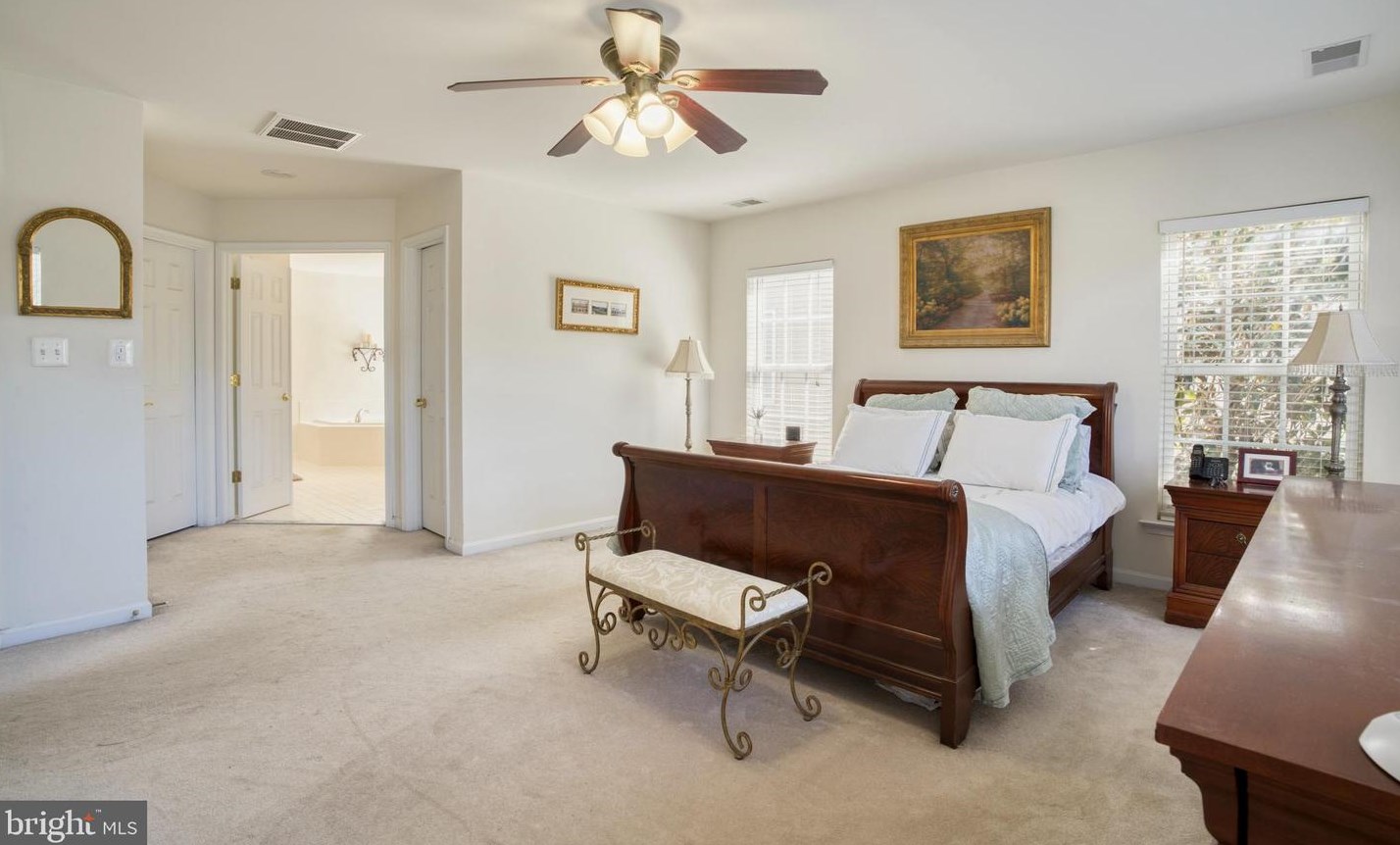 24765 Stone Pillar Dr, Stone Ridge VA  20105-2953 exterior