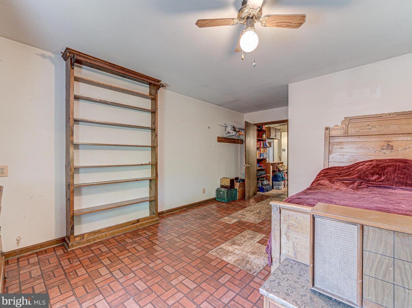 204 Joshua Ct, Dulles VA 20164-4622 exterior