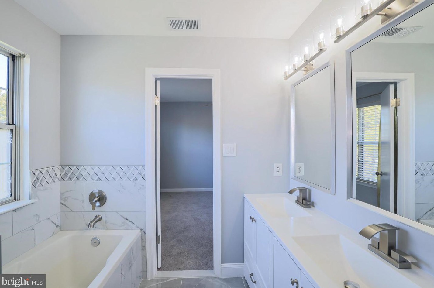 21782 Rockwood Ter, Dulles VA  20164-7035 exterior