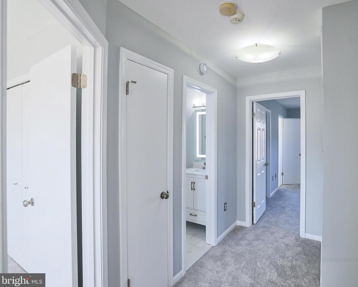 21782 Rockwood Ter, Dulles VA  20164-7035 exterior