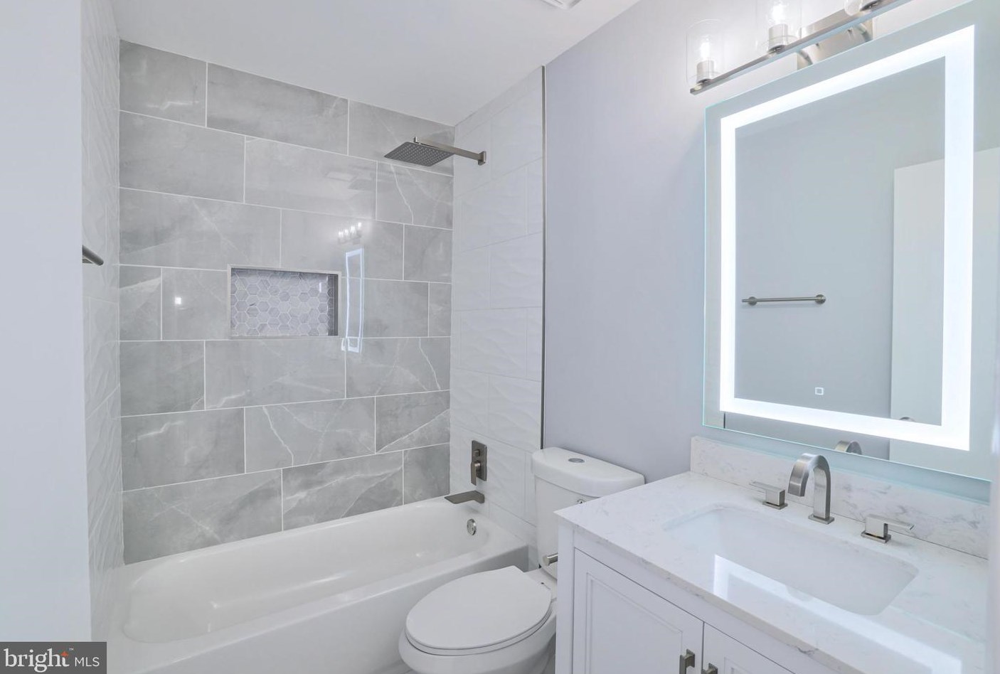 21782 Rockwood Ter, Dulles VA  20164-7035 exterior