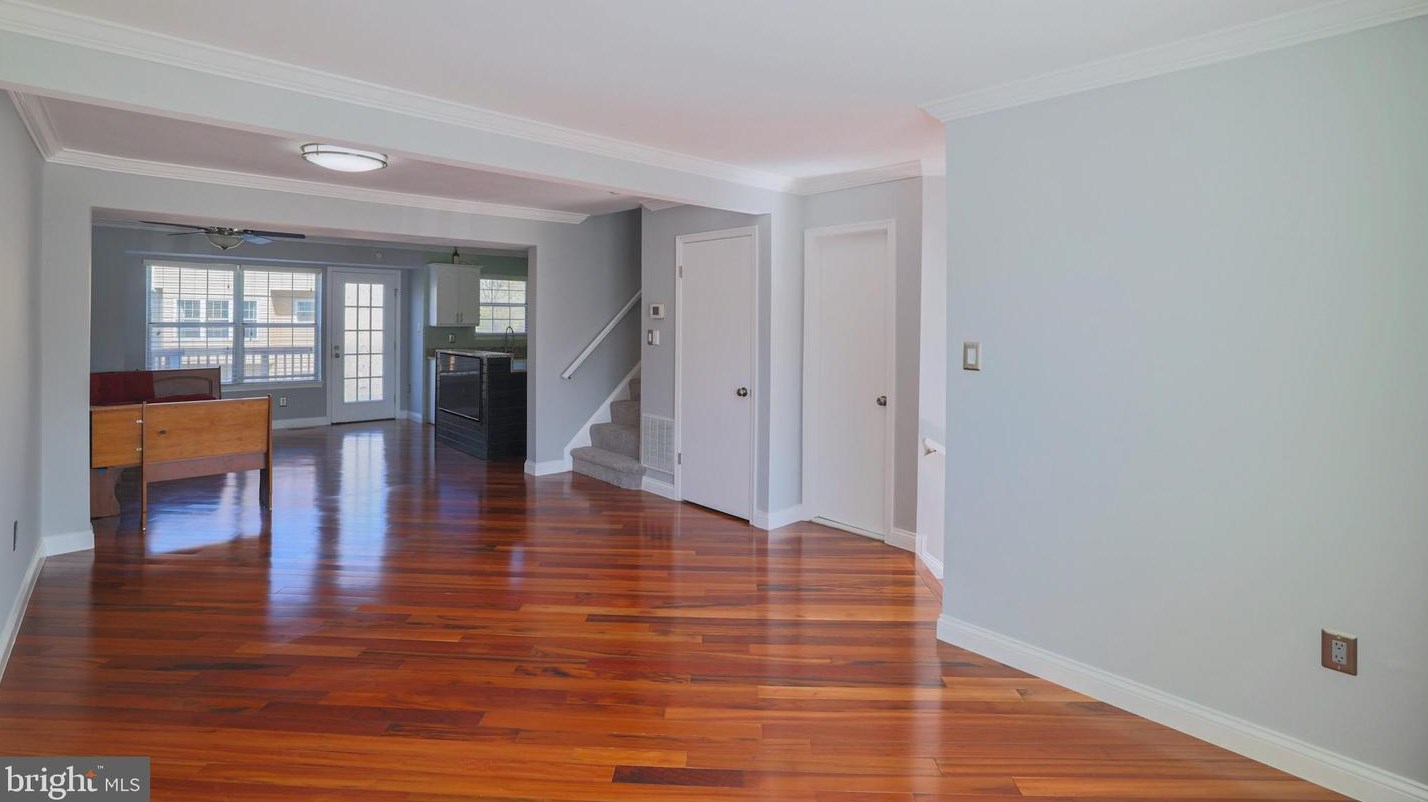 21782 Rockwood Ter, Dulles VA  20164-7035 exterior