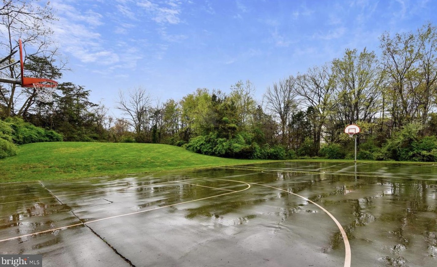 21782 Rockwood Ter, Dulles VA  20164-7035 exterior