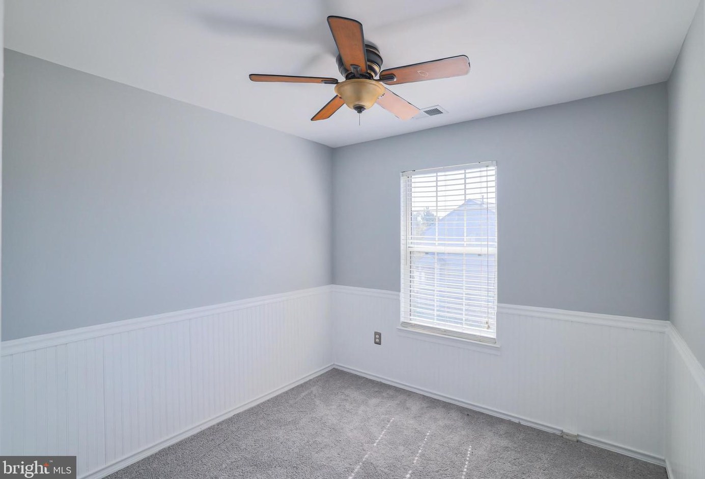 21782 Rockwood Ter, Dulles VA  20164-7035 exterior
