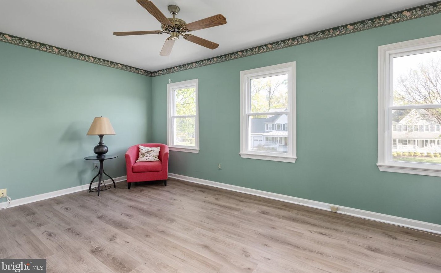 6 Crisswell Ct, Dulles VA exterior