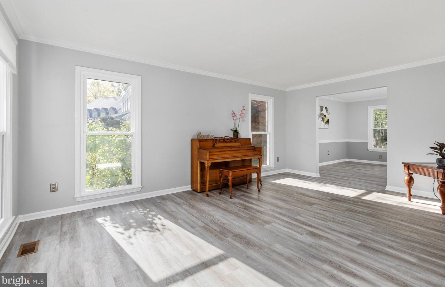 6 Crisswell Ct, Dulles VA exterior