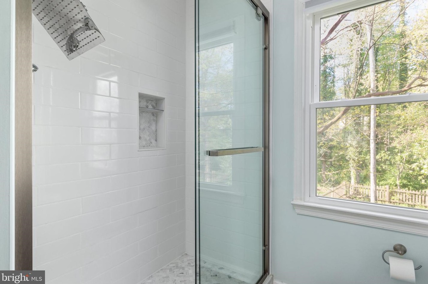 6 Crisswell Ct, Dulles VA exterior