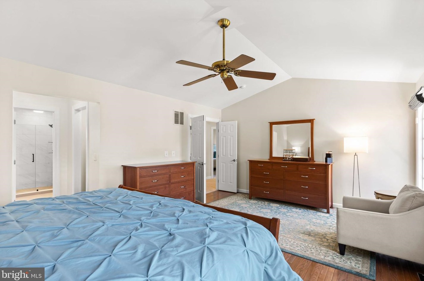 20808 Waterbeach Pl, Dulles VA  20165-7407 exterior