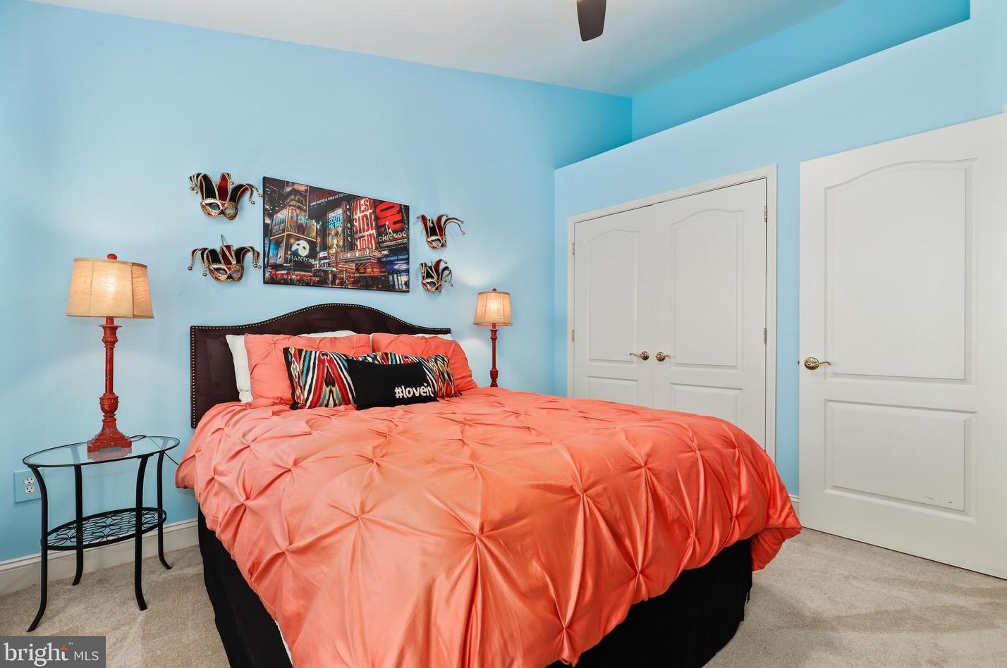 25546 Oak Medley Ter, Stone Ridge VA  20105-2665 exterior