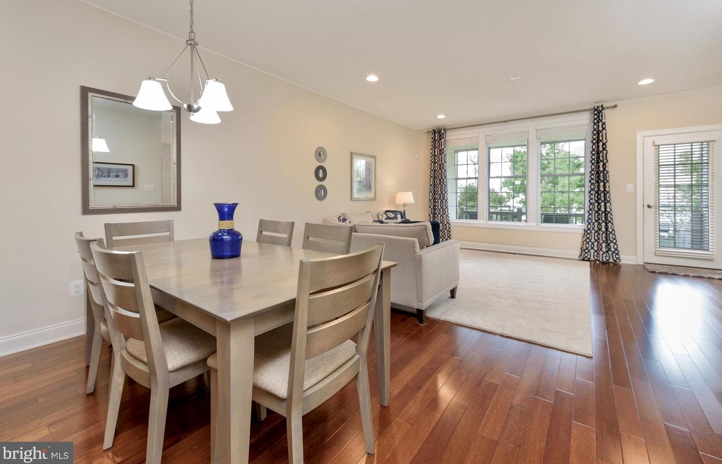 20918 Rocky Knoll Sq, Ashburn VA  20147-5687 exterior