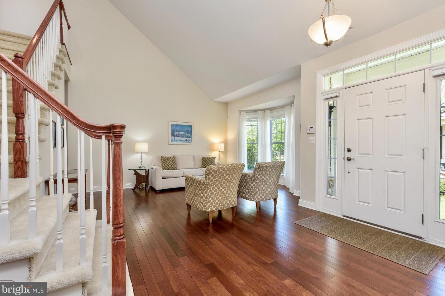 20918 Rocky Knoll Sq, Ashburn VA  20147-5687 exterior