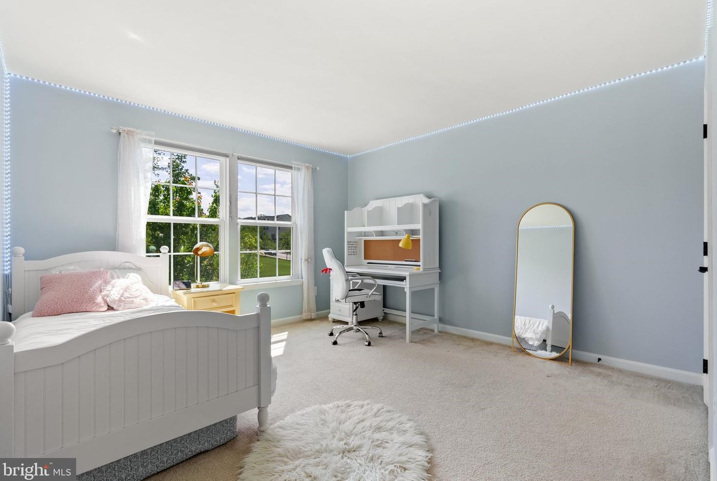 25849 Racing Sun Dr, Stone Ridge VA  20105-5838 exterior