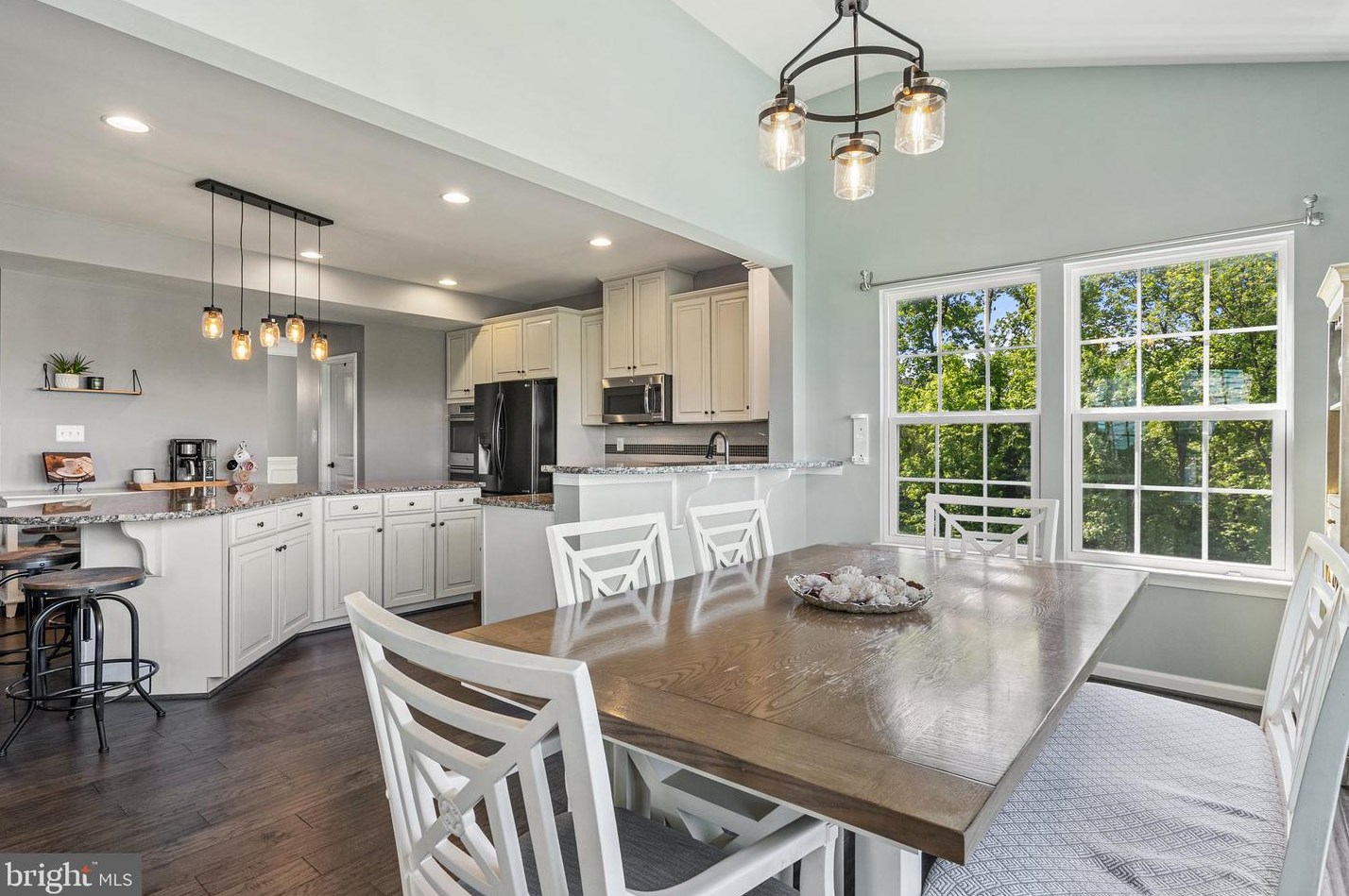 25849 Racing Sun Dr, Stone Ridge VA  20105-5838 exterior