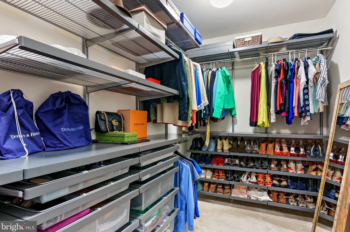 25849 Racing Sun Dr, Stone Ridge VA  20105-5838 exterior