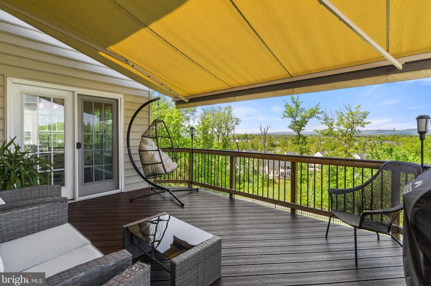 25849 Racing Sun Dr, Stone Ridge VA  20105-5838 exterior