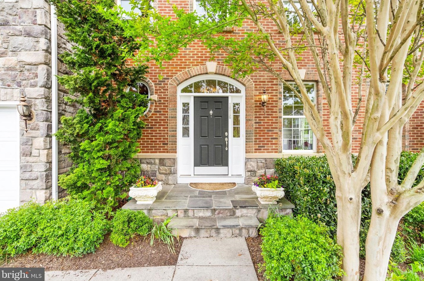 1916 Belleville Dr Ne, Leesburg, VA 20176
