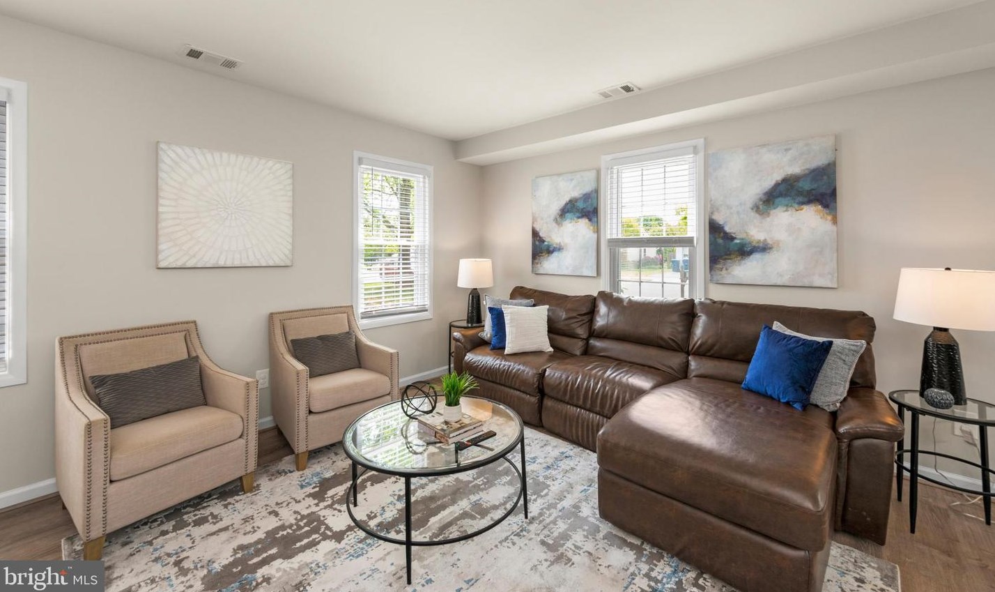 103 Cherry Tree Ct, Dulles VA  20164-2402 exterior