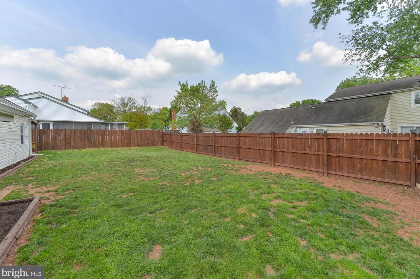 103 Cherry Tree Ct, Dulles VA  20164-2402 exterior