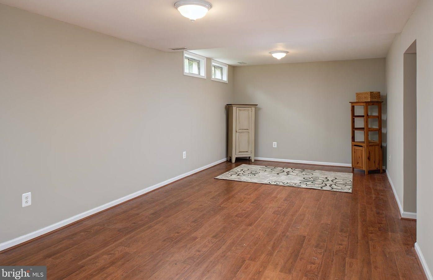 7 Oakdale Ct, Dulles VA  20165-5642 exterior