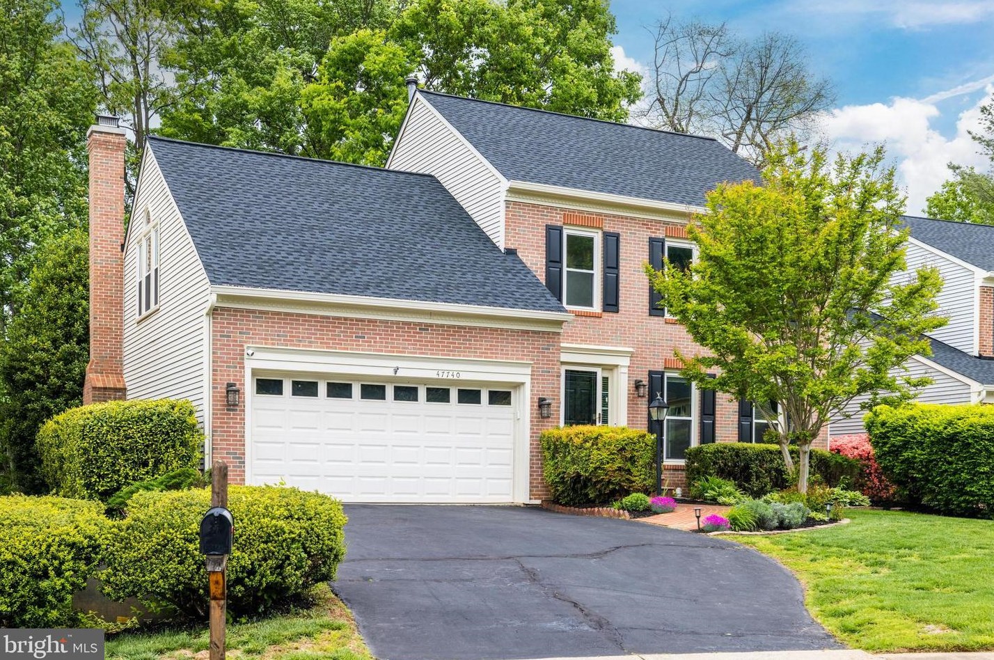 47740 League Ct, Dulles VA  20165-7416 exterior