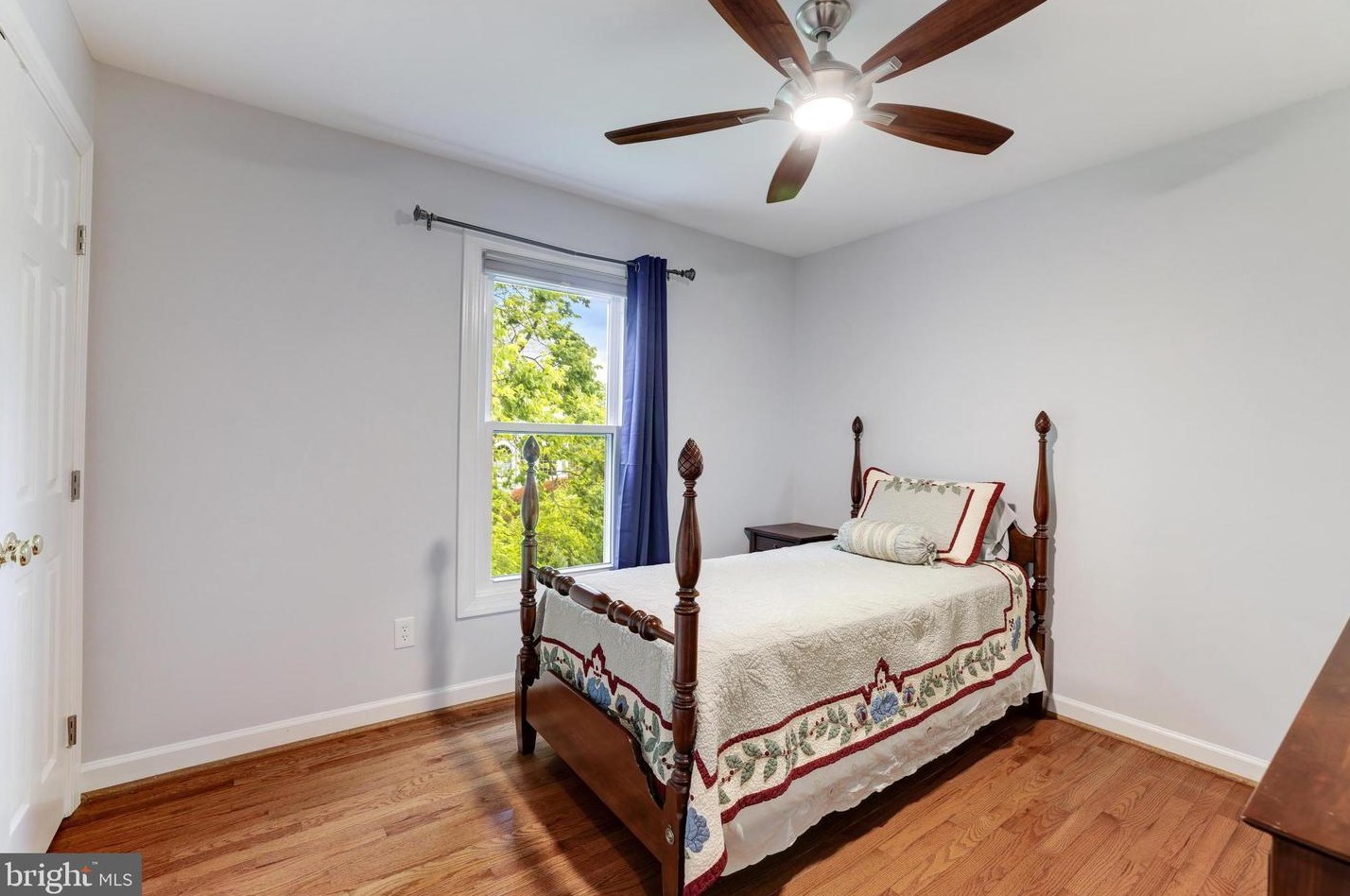 47740 League Ct, Dulles VA  20165-7416 exterior