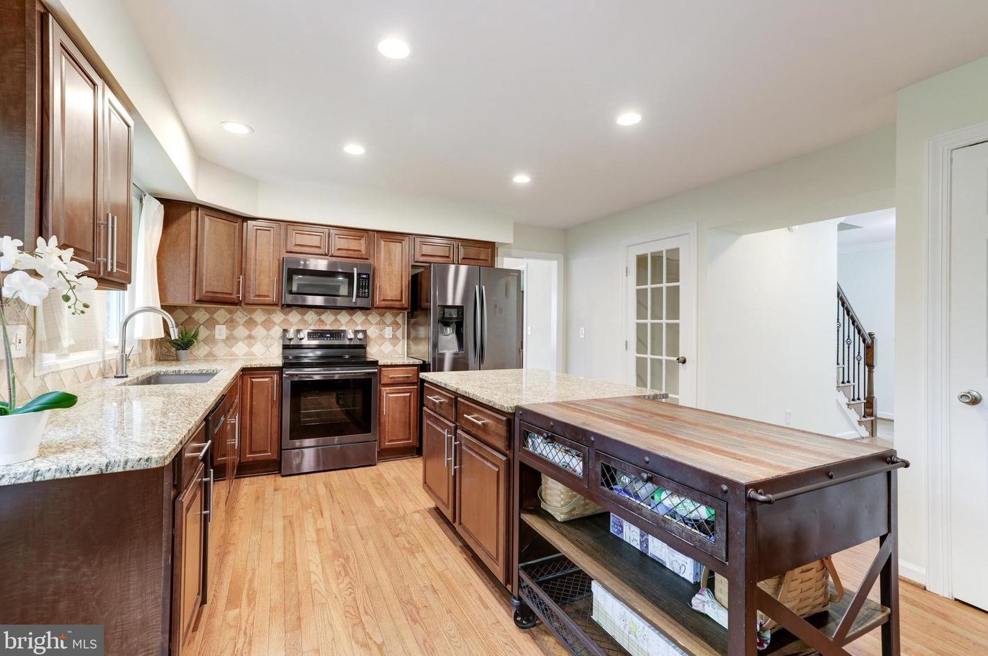 47740 League Ct, Dulles VA  20165-7416 exterior