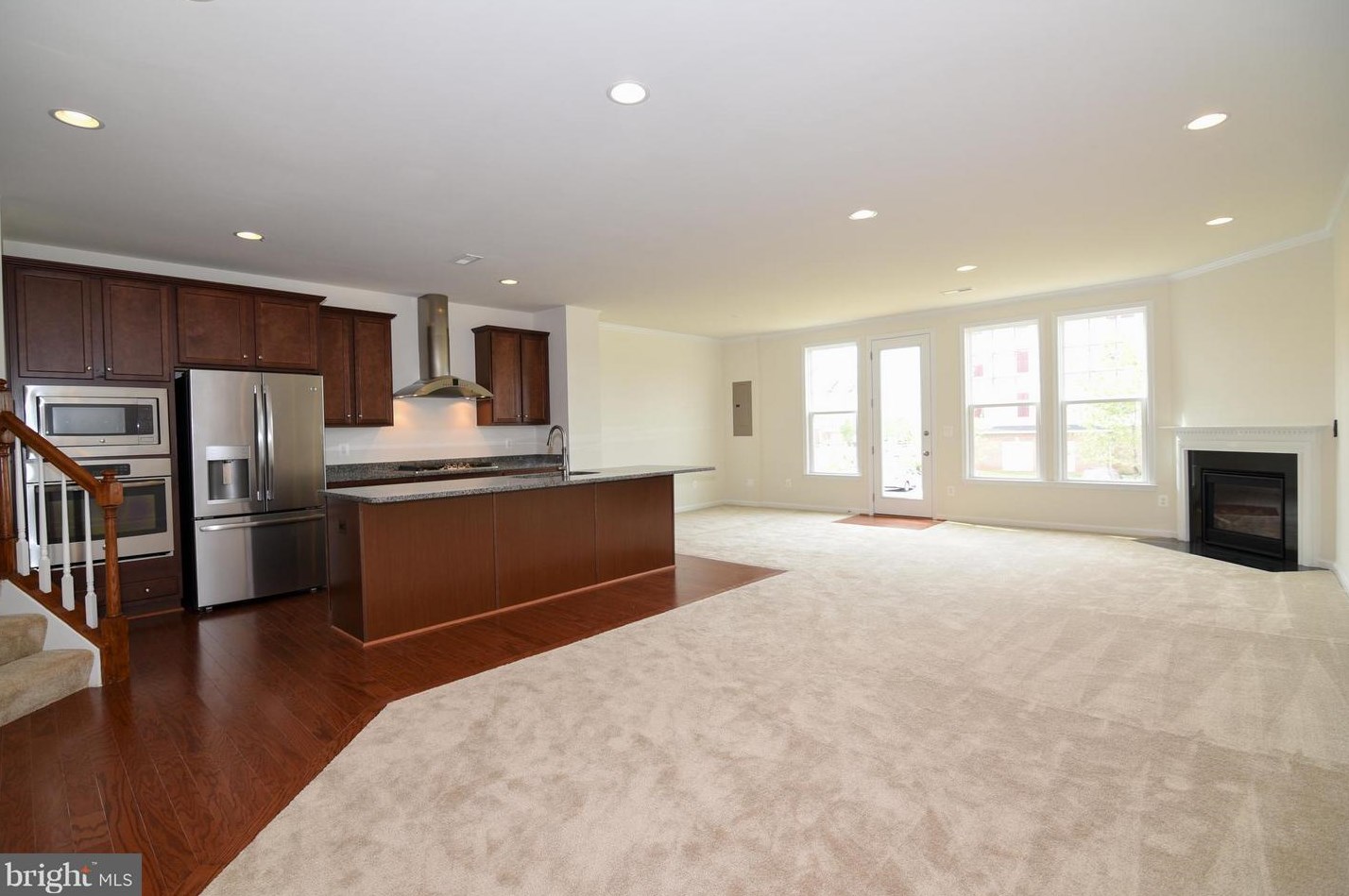 42459 Benfold Sq, Ashburn VA  20148-7609 exterior