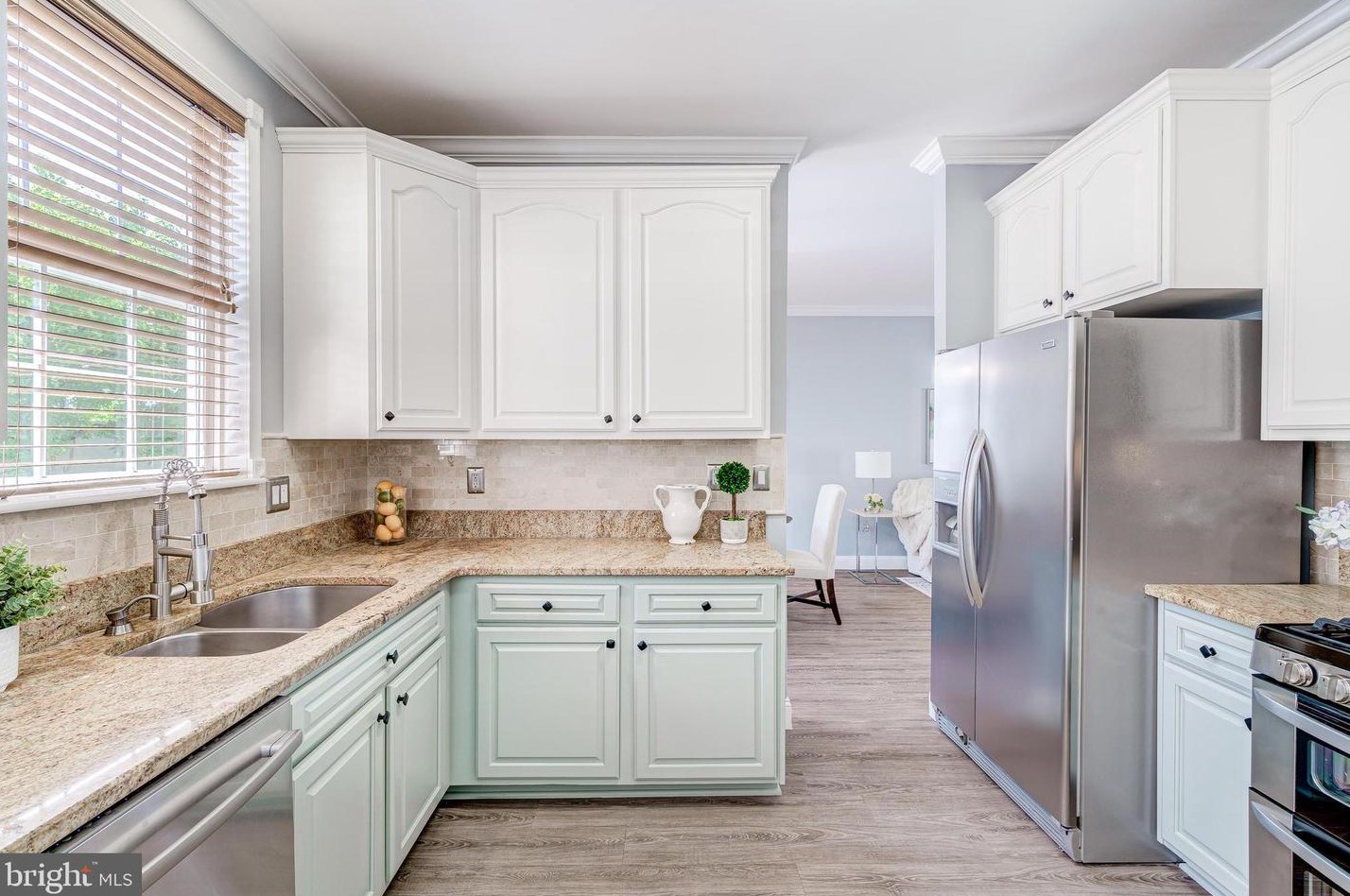 43287 Rush Run Ter, Ashburn VA  20147-3747 exterior