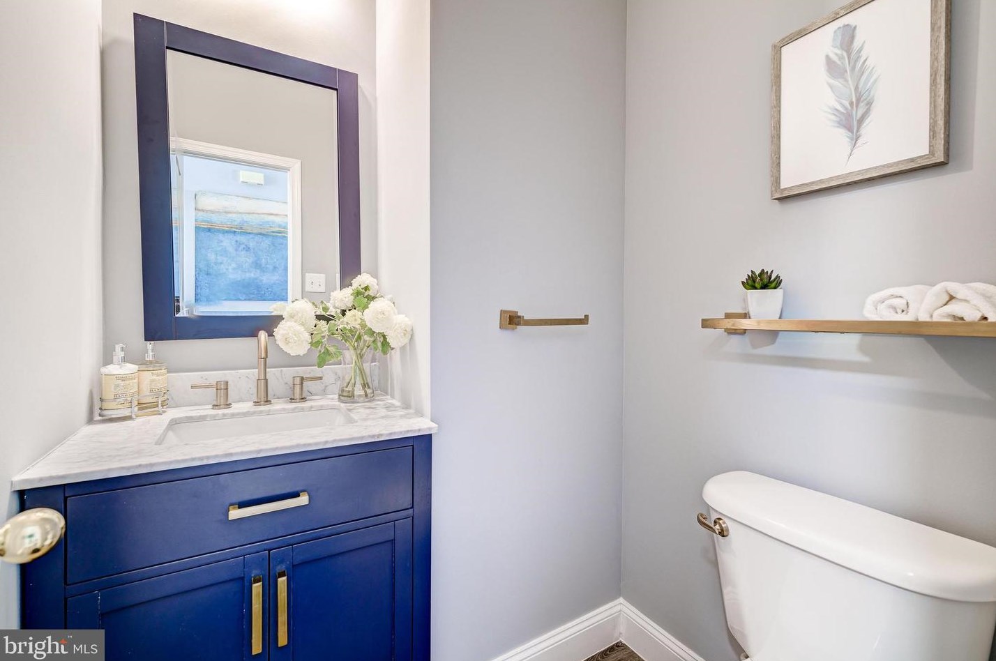 43287 Rush Run Ter, Ashburn VA  20147-3747 exterior