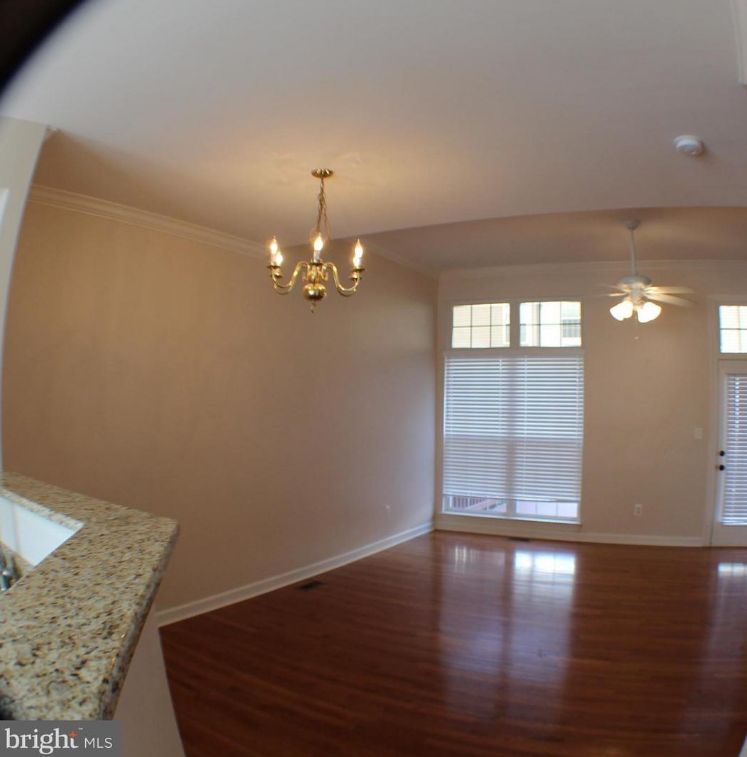 47621 Weatherburn Ter, Dulles VA  20165-4741 exterior