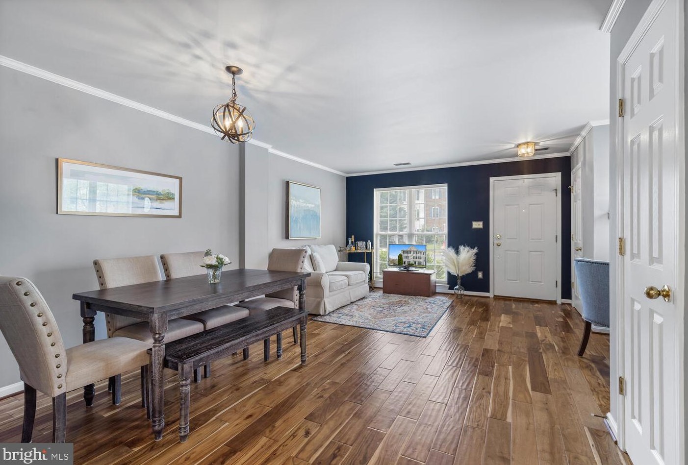 42805 Pilgrim Sq, Fairfax VA  20152-3928 exterior