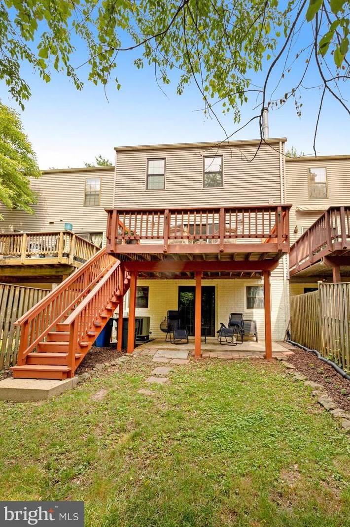 5 Vandercastel Rd, Dulles VA  20165-5622 exterior