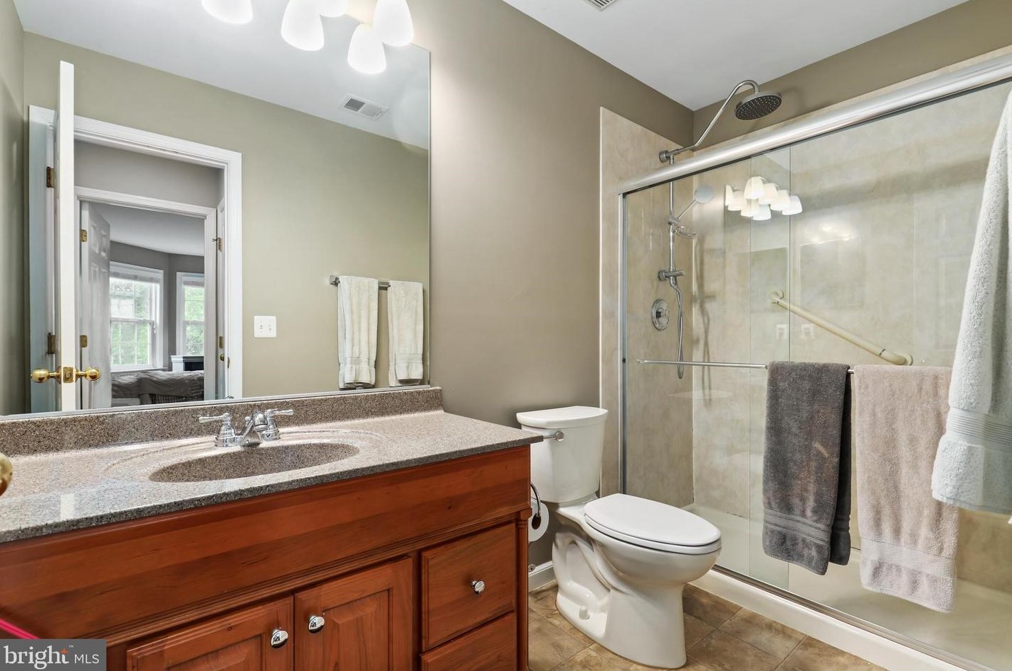 20797 Iris Dr, Dulles VA  20165-8712 exterior