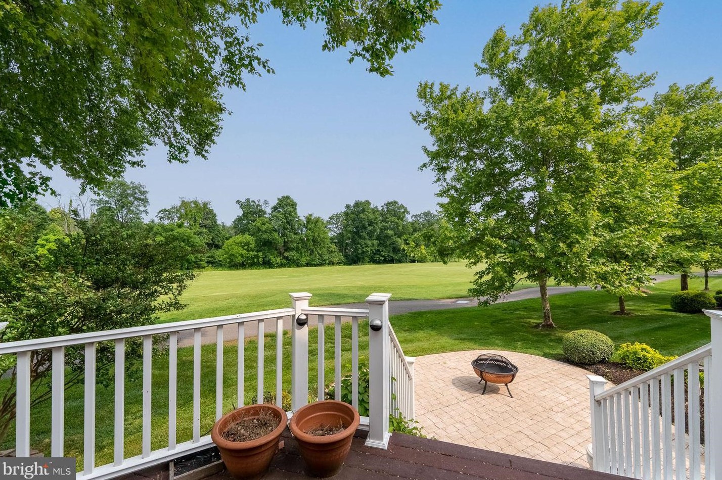 20226 Hidden Creek Ct, Ashburn VA  20147-4150 exterior