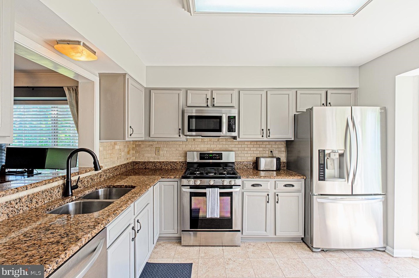 43322 Railstop Ter, Ashburn VA 20147-5331 exterior