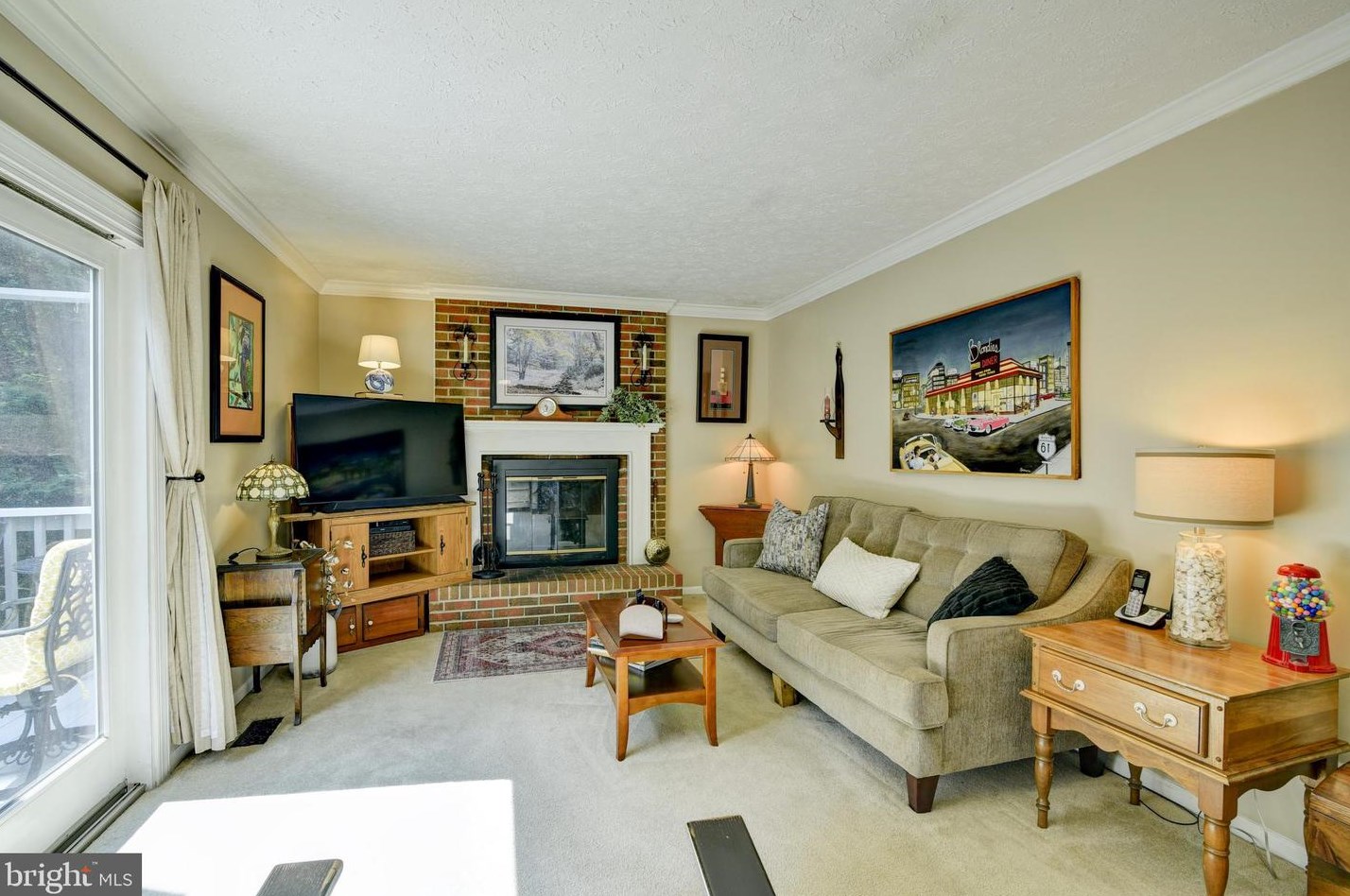 110 Sue Ann Ct, Dulles VA  20164-1923 exterior