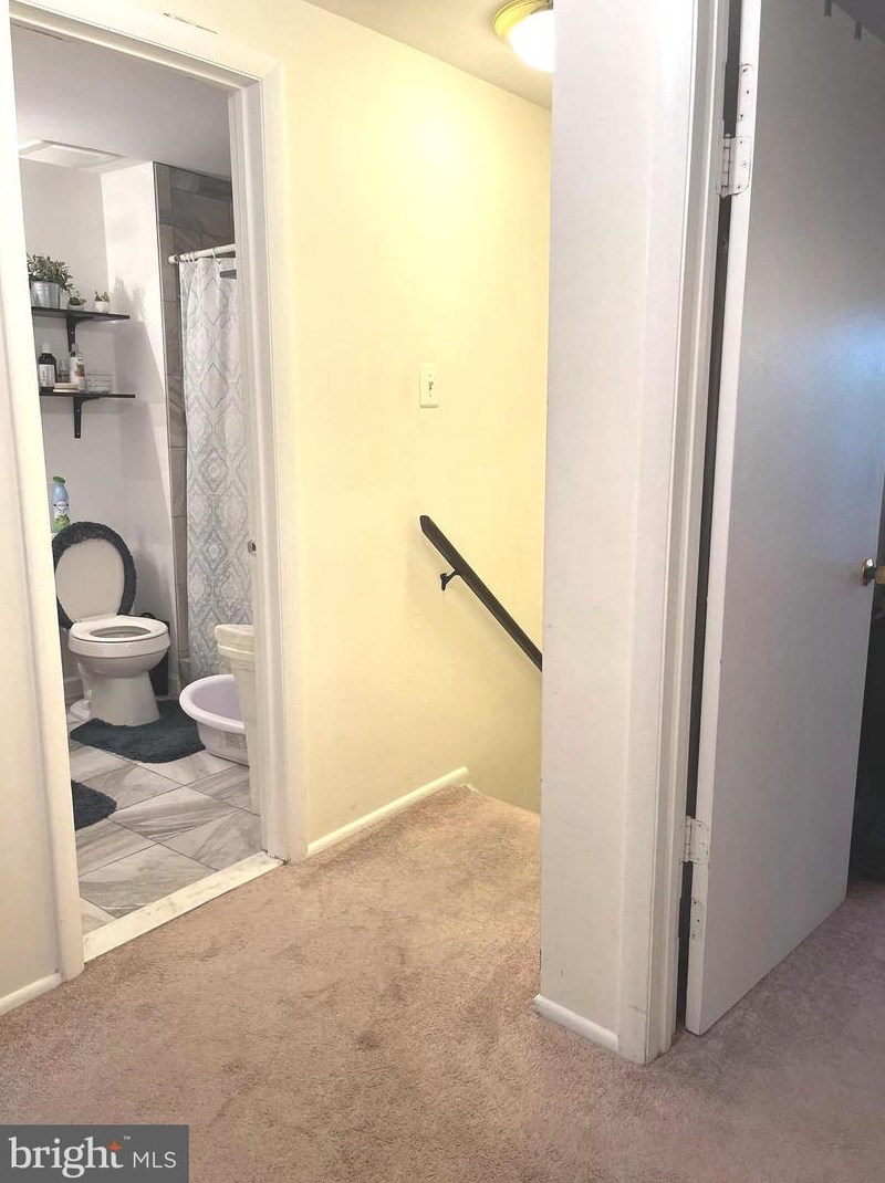 123 Willow Pl, Dulles VA 20164-1626 exterior