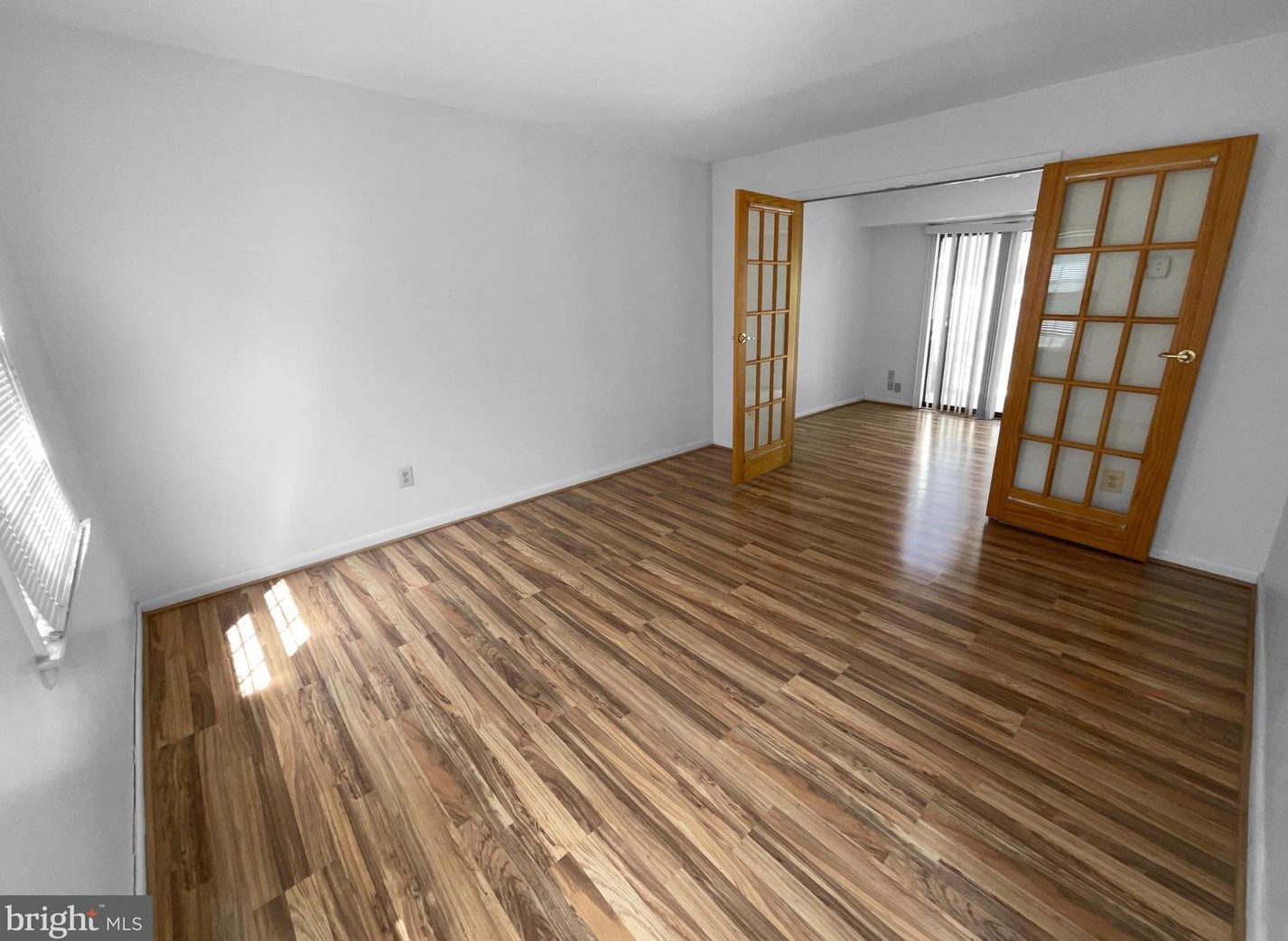 894 Holborn Ct, Dulles VA  20164-4801 exterior
