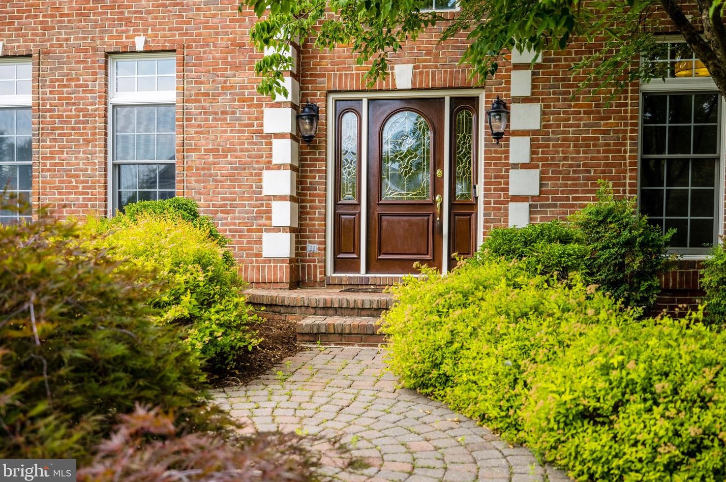 19917 Augusta Village Pl, Ashburn VA  20147-4128 exterior