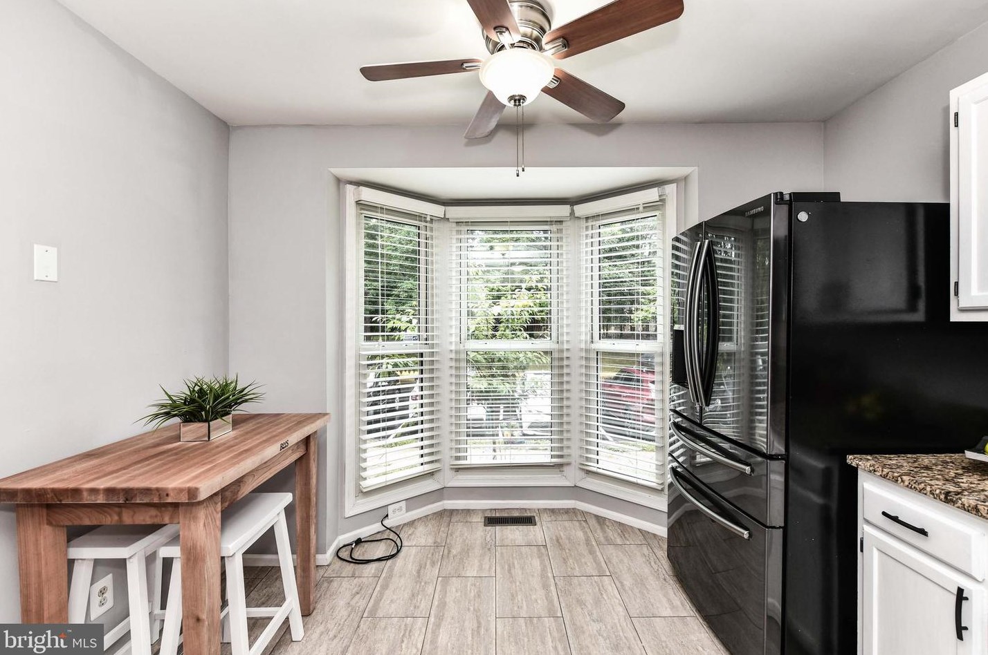 43792 Laburnum Sq, Ashburn VA  20147-5443 exterior