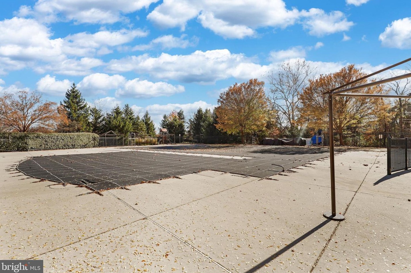 42463 Benfold Sq, Ashburn VA 20148-7610 exterior