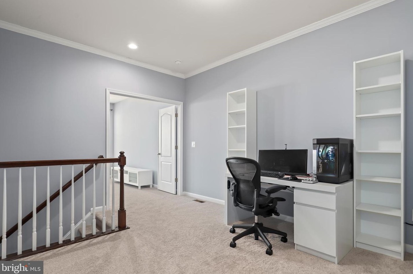 42463 Benfold Sq, Ashburn VA 20148-7610 exterior