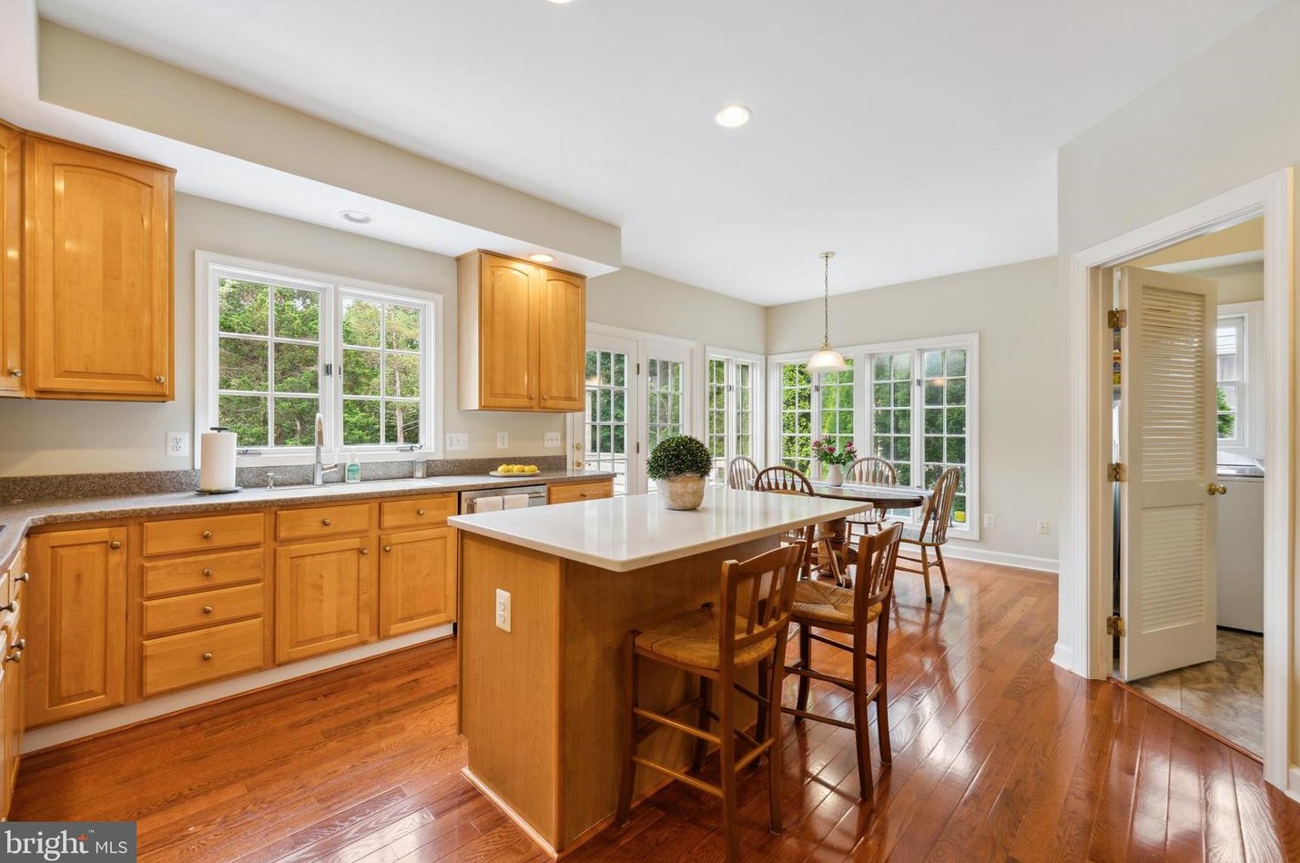 43237 Lighthouse Pl, Fairfax VA 20152-5341 exterior