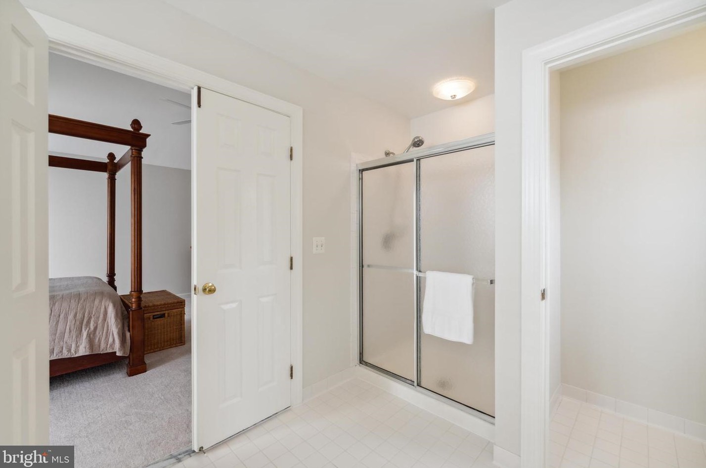 43237 Lighthouse Pl, Fairfax VA 20152-5341 exterior