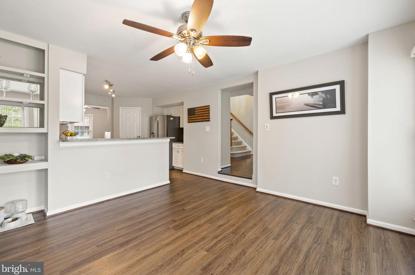 21825 Formosa Sq, Dulles VA  20164-7036 exterior