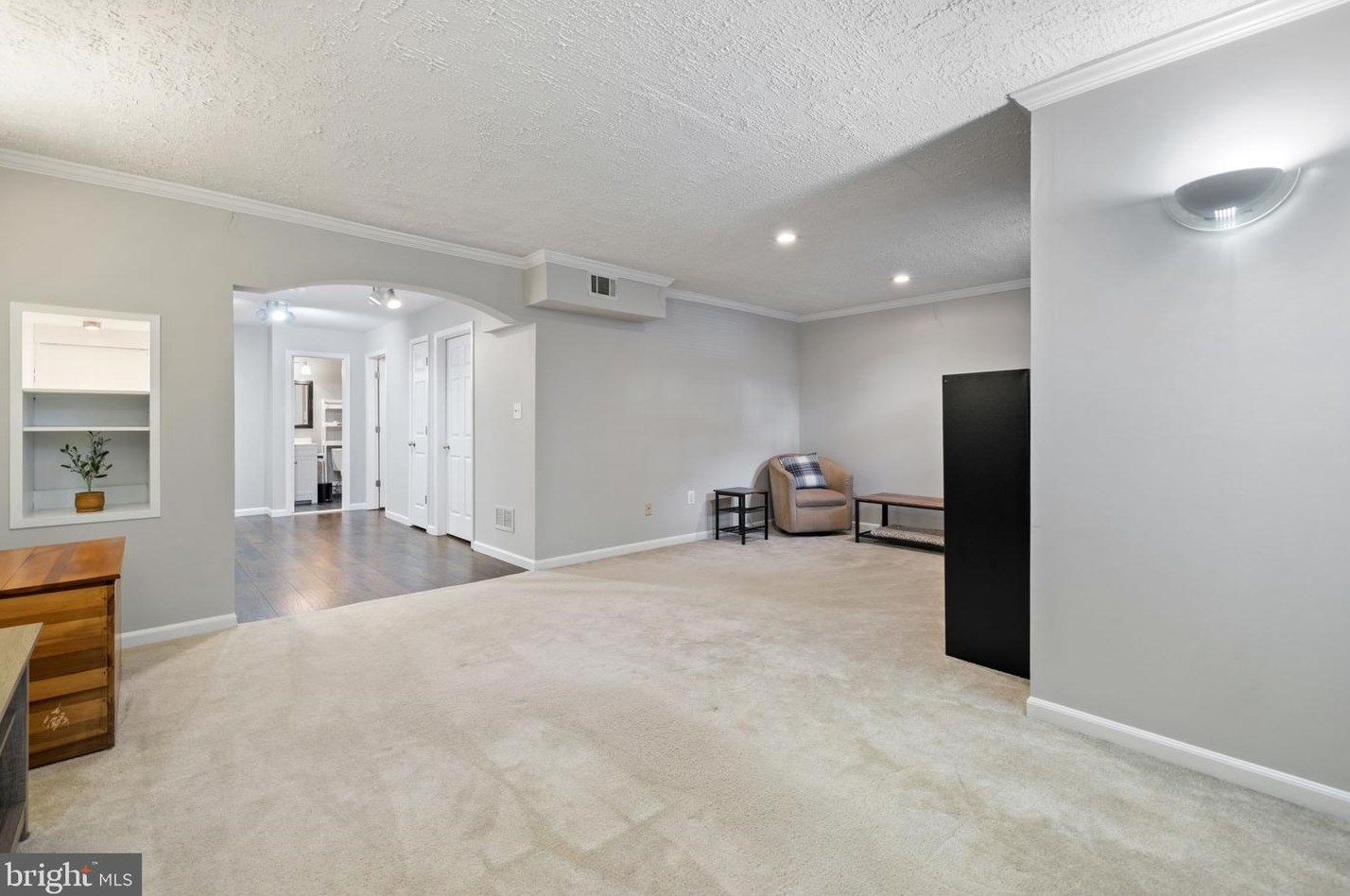 21825 Formosa Sq, Dulles VA  20164-7036 exterior